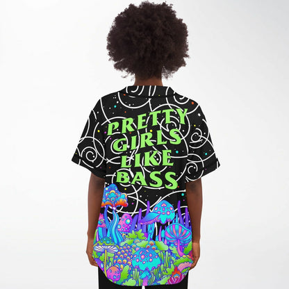 Pretty girls like bass